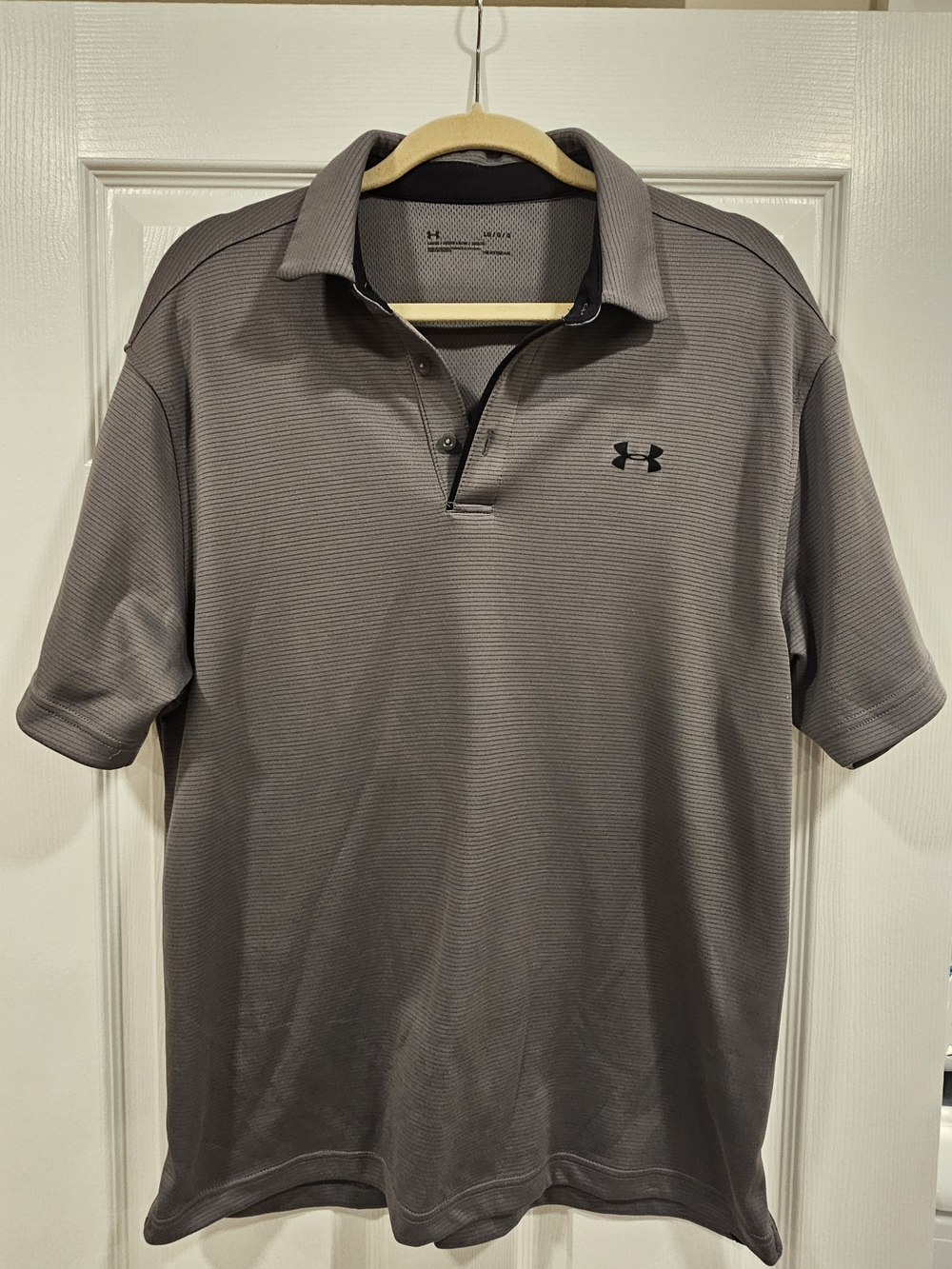LG Men's Gray Polo Shirt with Logo Loose Heatgear Nwot